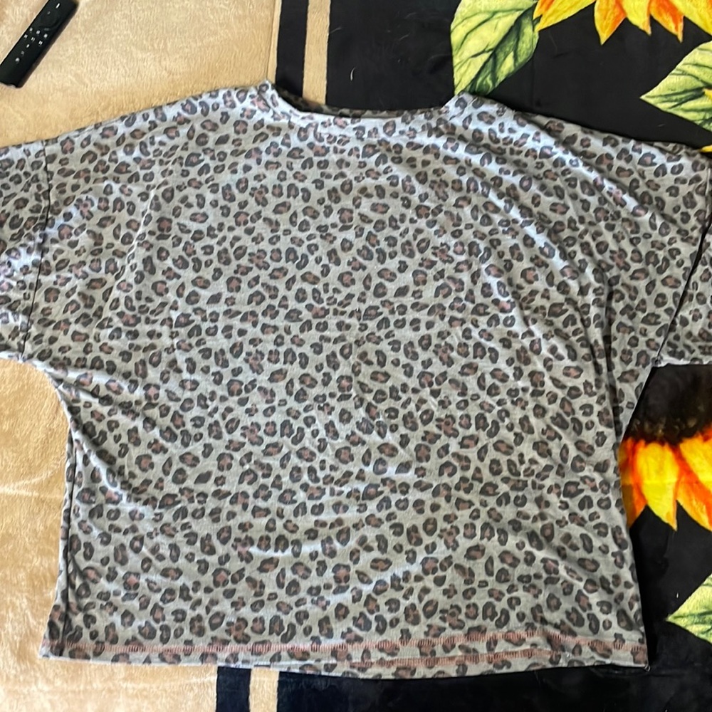 Oversized tee